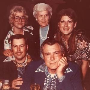 Meet your Posher, Joyce